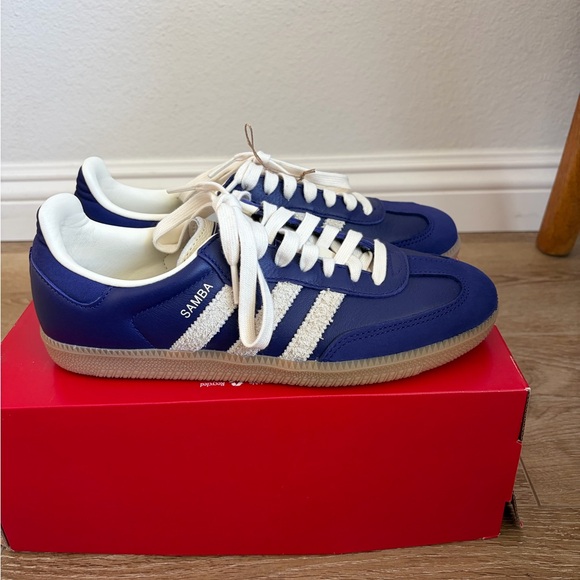 adidas Shoes - Adidas Samba Purple Sneakers. Women’s 7.5